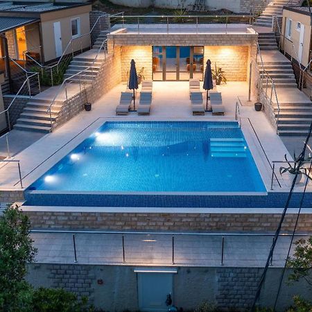 Hotel Boora Glamp Experience & Heated Infinity Pool Senj  Zewnętrze zdjęcie