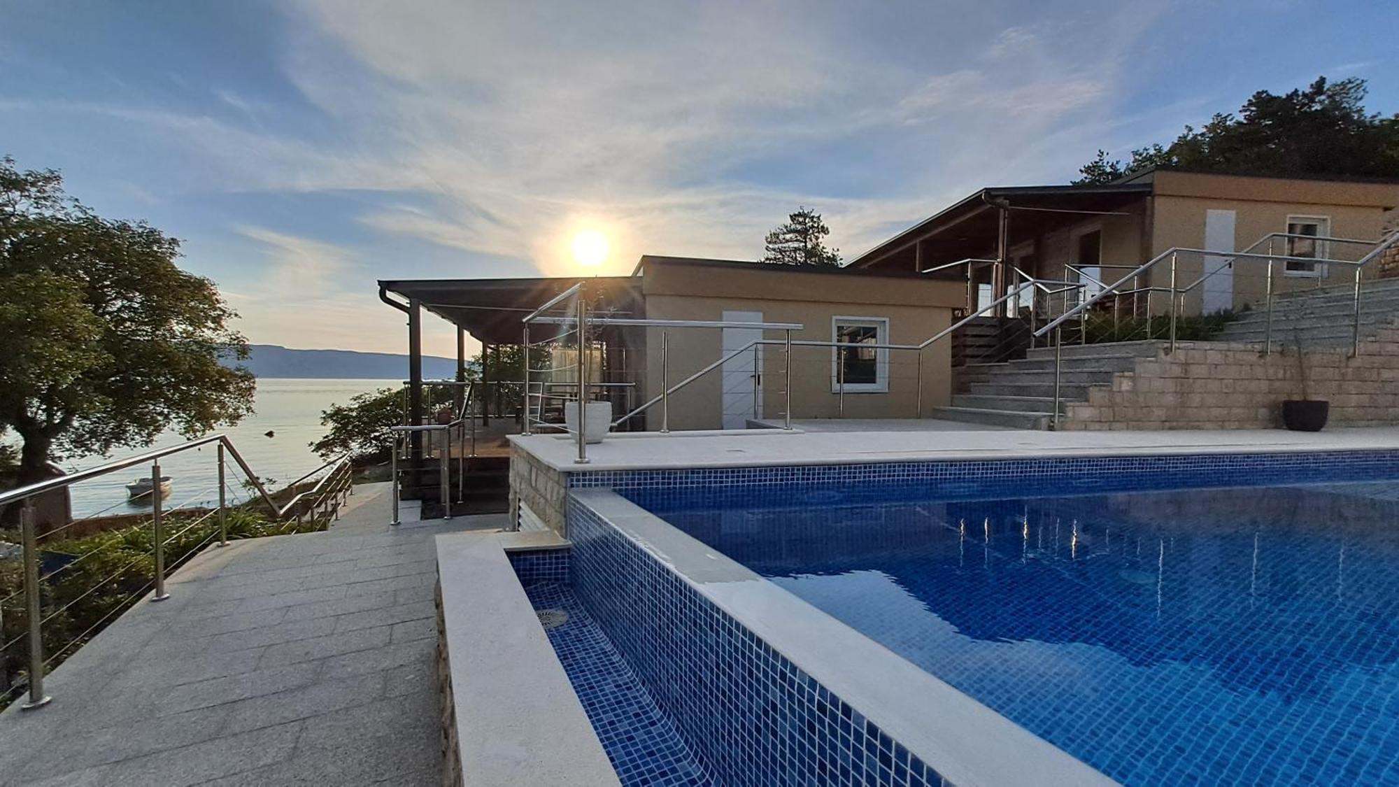 Hotel Boora Glamp Experience & Heated Infinity Pool Senj  Zewnętrze zdjęcie