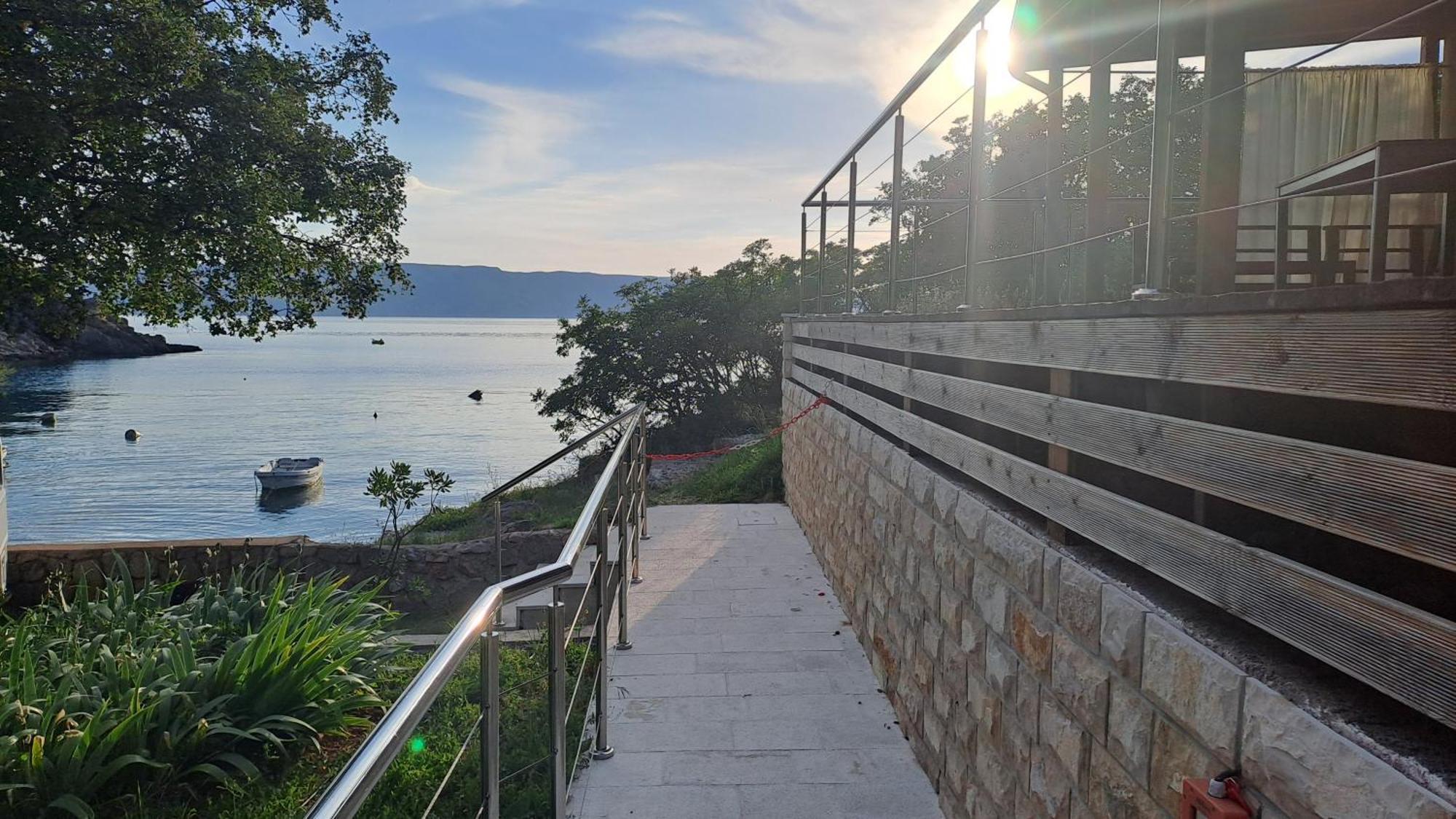 Hotel Boora Glamp Experience & Heated Infinity Pool Senj  Zewnętrze zdjęcie